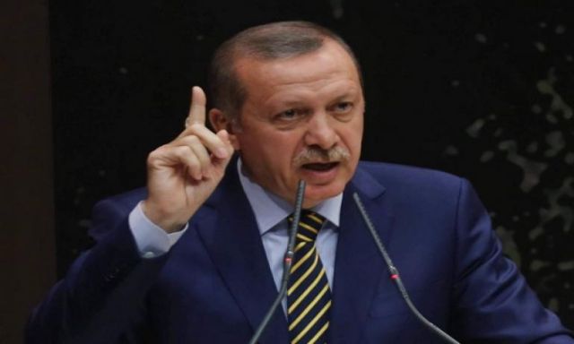 أردوغان يحرض التركيات على زيادة النسل لرفع عدد السكان الأتراك