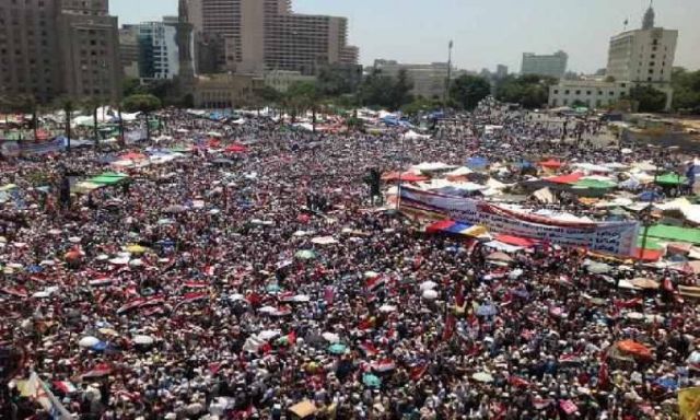 بدء توافد المتظاهرين على ميدان التحرير للمشاركة فى "مليونية الصمود"