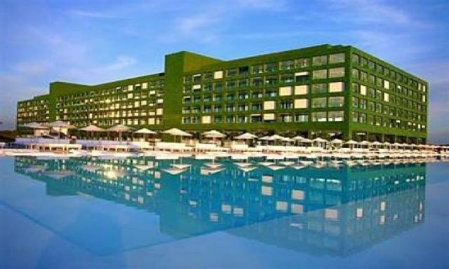 أحوال فنادق مصر على مكتب وزير السياحة