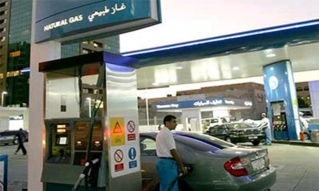انفراجة في أزمة الوقود في المنيا بعد ضخ كميات من البنزين والسولار