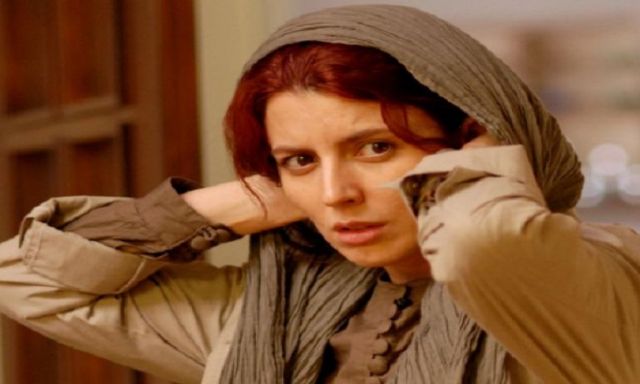 ممثلة إيرانية تواجه "المنع من السفر أو المنع من دخول البلاد بسبب عدم التزامها بارتداء الحجاب في الأفلام الأجنبية 