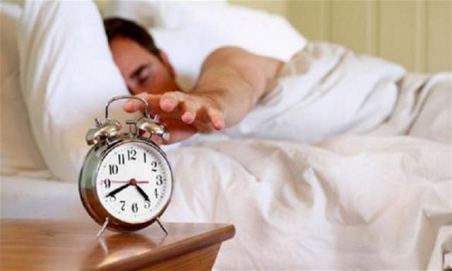 أساليب فعالة لاستمرار عملك بنشاط رغم قلة ساعات النوم