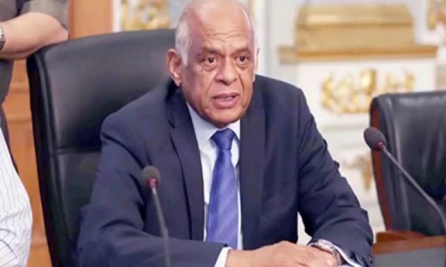 ”عبد العال” يدعو الحكومة لاجتماع مع النواب لحل أزمة زيادة المعاشات