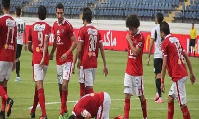 رئيس النادي الأهلي يهنيء فريقه بالفوز علي الوداد المغربي