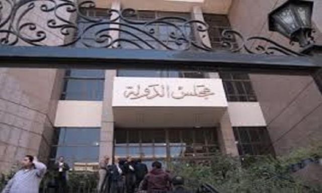 القضاء الإداري يرفض استشكال النيابة ببطلان التعيينات..ويغرم وزير العدل 800 جنية