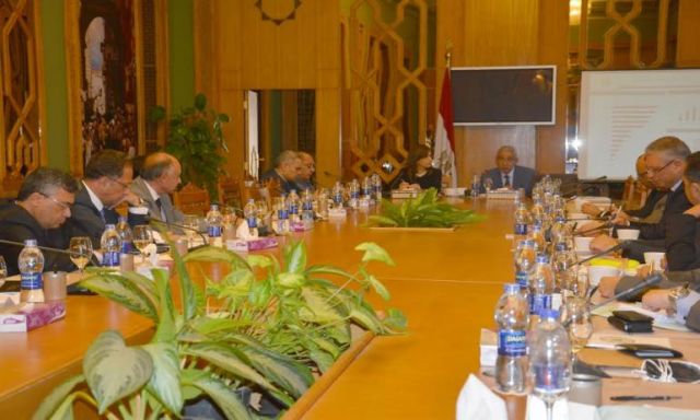 قابيل: السفارات والمكاتب التجارية بالخارج  تلعب دورا رئيسيا فى زيادة الصادرات المصرية