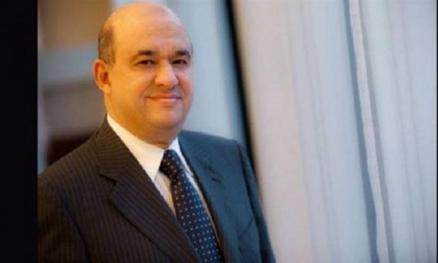 وزير السياحة يلتقى الوفد الروسي فى شرم الشيخ