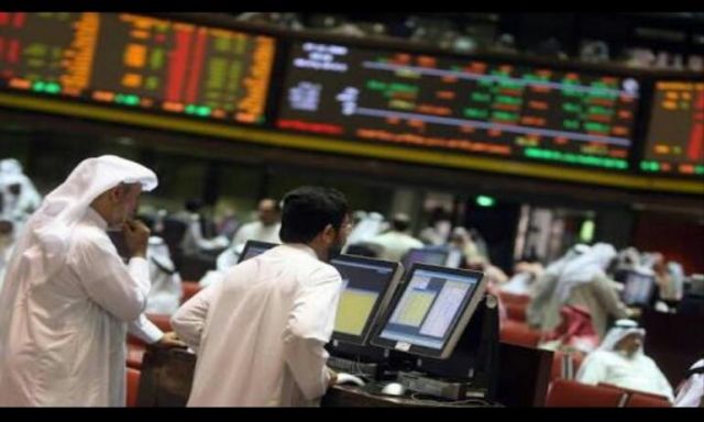 البورصة السعودية تغلق تعاملاتها على انخفاض والأسهم القطرية تحقق مكاسب محدودة
