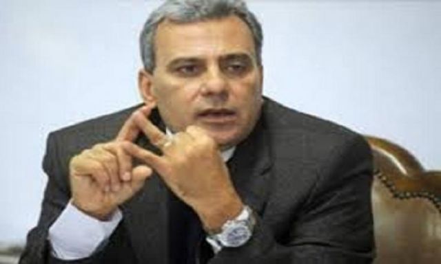رئيس جامعة القاهرة للشيخ الحوينى: ”أنت مريض”