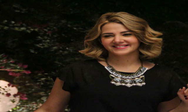 دنيا سمير غانم تعلن لجمهورها عن موعد عرض ”لف ودوران” فى الكويت