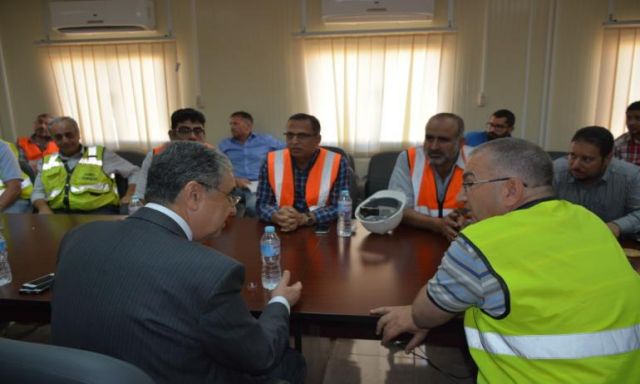 ننشر بالصور .. كواليس زيارة وزير الكهرباء المفاجئة لمحطة العاصمة الإدارية الجديدة