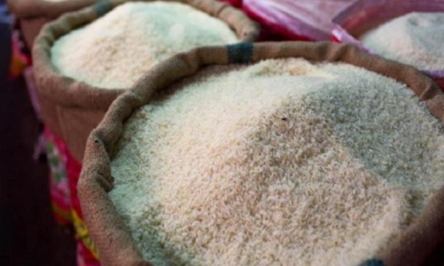 الاربعاء المقبل..”التموين” تطرح مناقصة لاستيراد 100 ألف طن من الأرز