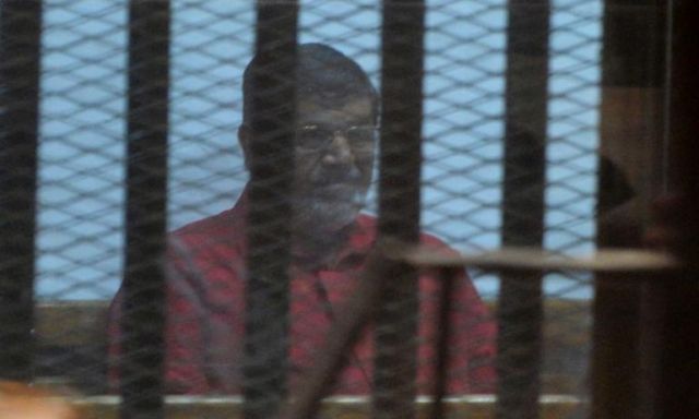 محكمة النقض تنظر اليوم طعن مرسى وقيادات الإخوان لإلغاء أحكام إعدامهم فى ”اقتحام السجون”