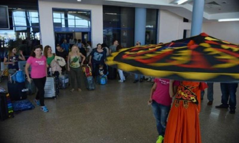 مطار مرسى علم الدولى يستقبل 14 رحلة طيران سياحية أوروبية اليوم