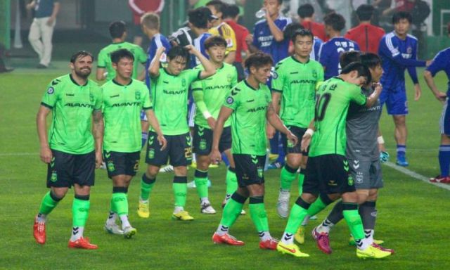 تشونبوك الكوري يتأهل إلى نهائي دوري أبطال آسيا