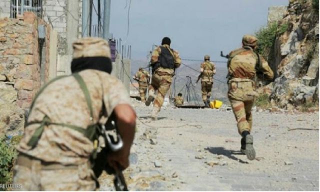 الجيش اليمني يتصدى لهجمات الحوثيين في عدة جبهات