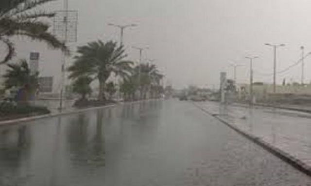 أمطار غزيرة تضرب محافظة الوادى الجديد