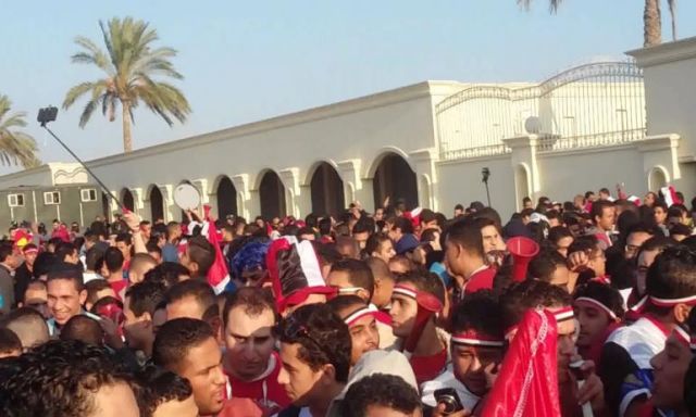 ستاد الجيش ببرج العرب يفتح أبوابه للجماهير لحضور لقاء مصر وغانا