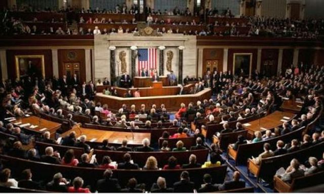 الكونجرس يوافق على مشروع قانون يجدد العقوبات على إيران