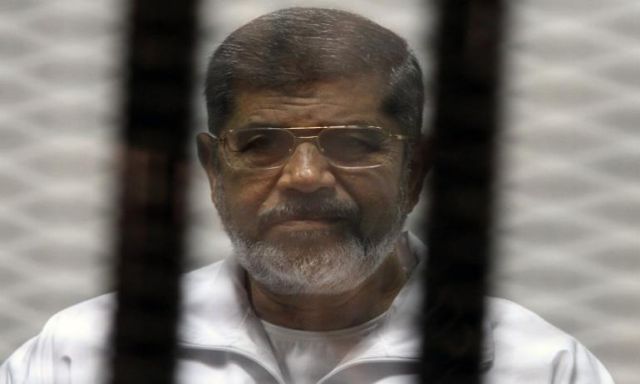 محكمة النقض تقرر إعادة محاكمة ”مرسى ” و تنقذه من حكم ”المؤبد ” فى قضية ”التخابر ”
