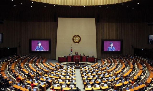 كوريا الجنوبية.. المعارضة تقدم مذكرة للبرلمان لإقالة رئيسة البلاد