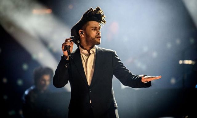 حبيب بيلا حديد السابق ”The Weeknd” يتصدر قائمة بيلبورد 200 الأسبوعية