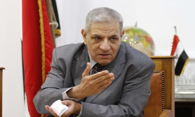 محافظة القاهرة تستعين بلجنة محلب لإزالة التعديات واسترداد الأراضي