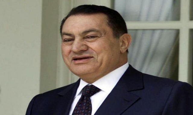 سويسرا تقرر تمديد تجميد أموال حسنى مبارك عاما إضافيا