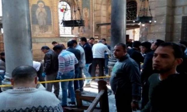 الجارديان: تفجير الكاتدرائية يحمل بصمات العناصر الإرهابية التي تواجه الحكومة المصرية