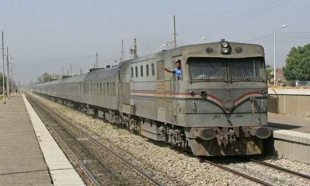 ”السكك الحديدية” تُقرر خفض سرعة القطارات لــ60 كيلومتر في الساعة