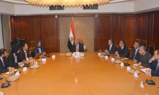 وزير التجارة والصناعة يبحث إقامة مشروع مصري هندي مشترك لانتاج الفوسفات برأسمال 40 مليون دولار