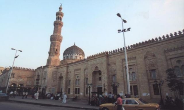تسجيل مسجد السيدة زينب وقبتي العتريس والعايدروس ضمن عداد الآثار الإسلامية