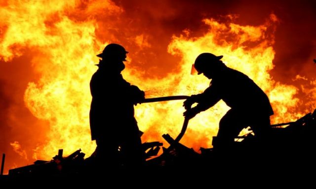 السيطرة على حريق بمصنع ” جولدى ” بمدينة 6 أكتوبر
