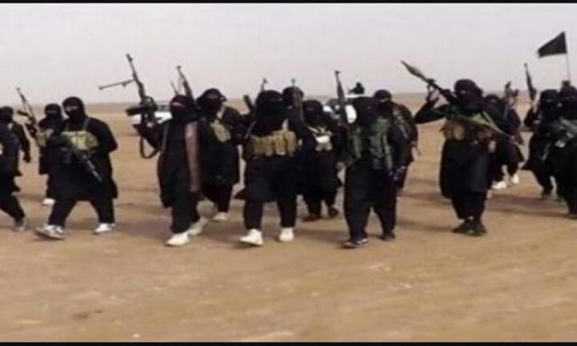 وزارة الدفاع الأفغانية تعلن سقوط أكثر من 80 مسلحا واعتقال قيادي من تنظيم داعش