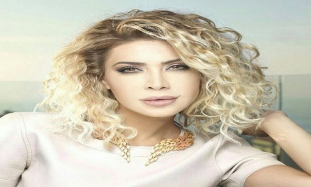 نوال الزغبي تحتفل بمرور 25 عاماً على صدور أول ألبوم لها