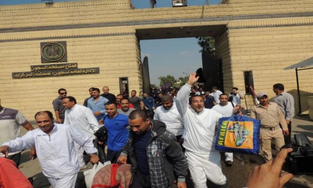 الإفراج عن 167 من نزلاء السجون بمناسبة الإحتفال بعيد الشرطة وثورة 25 يناير