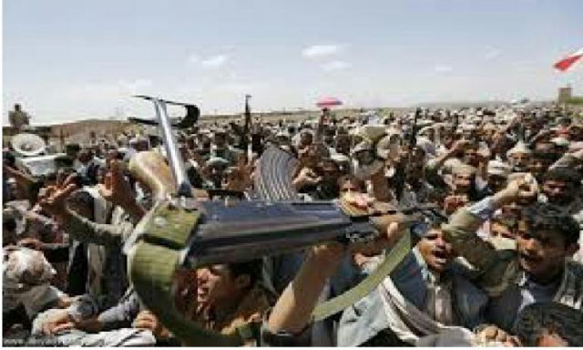التحالف العربي يحبط محاولة الحوثيين تهريب سلاح قرب سواحل الحديدة