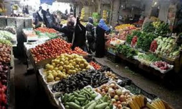 ”التموين” تصدر قائمة استرشادية بأسعار الخضروات والفاكهة وتحذر المخالفين