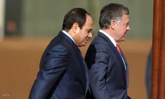 السيسي يستقبل العاهل الأردني الملك عبدالله الثاني بمطار القاهرة