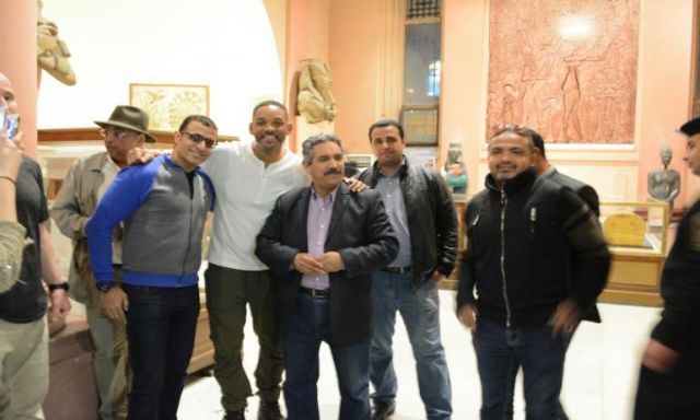 وزارة السياحة تكشف تفاصيل زيارة ويل سميث لأثار القاهرة