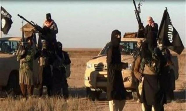 الطيران الحربي يشن غارات ضد تجمعات لتنظيم القاعدة في ليبيا