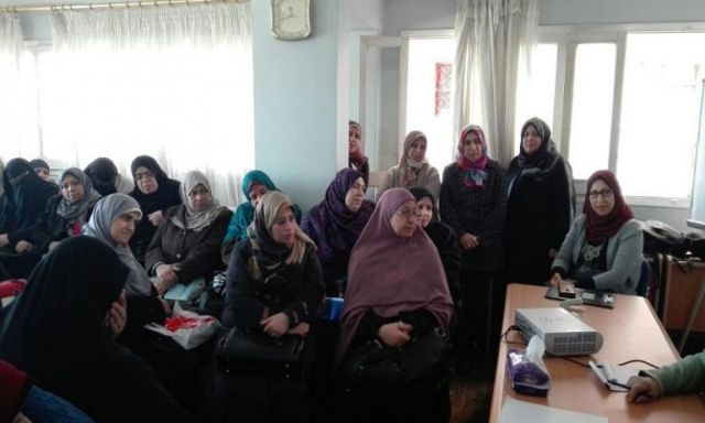 القومي للسكان بدمياط يشارك في لقاء حول ”تمكين المرأة” بحضور 80 سيدة