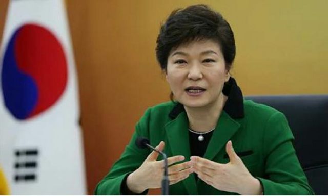 النيابة العامة تبدأ التحقيق مع رئيسة كوريا الجنوبية المعزولة