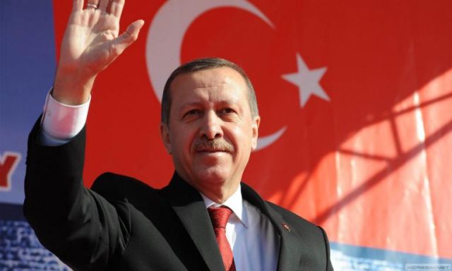 بعد فرز 60 % من بطاقات التصويت..56.2 % يؤيدون توسيع صلاحيات اردوغان