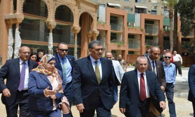 بالصور..وزير قطاع الأعمال العام يتفقد أعمال التطوير بفندق ماريوت القاهرة