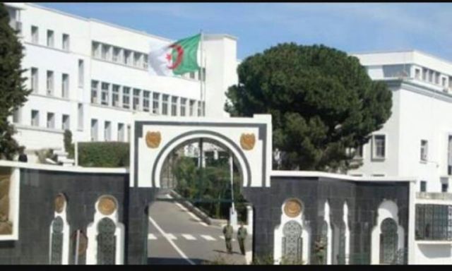 وزارة الدفاع الجزائرية تعلن عن مقتل 4 إرهابيين إثر عملية بحث وتمشيط