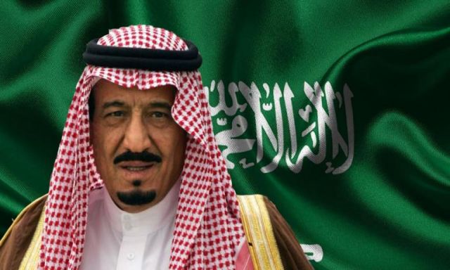 ملك السعودية  يلتقى بمديرة ”اليونسكو”