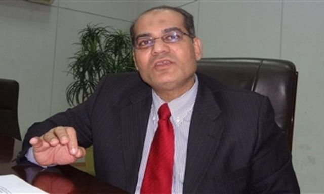 خالد العناني يطالب وزير المالية برفع مرتبات العاملين بـ”الآثار”