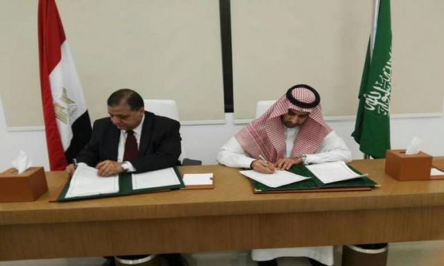 سعيد عبد الله: تعزيز أطر التعاون الاقتصادي مع السعودية في مجالات التجارة البينية والجمارك وتنظيم المعارض