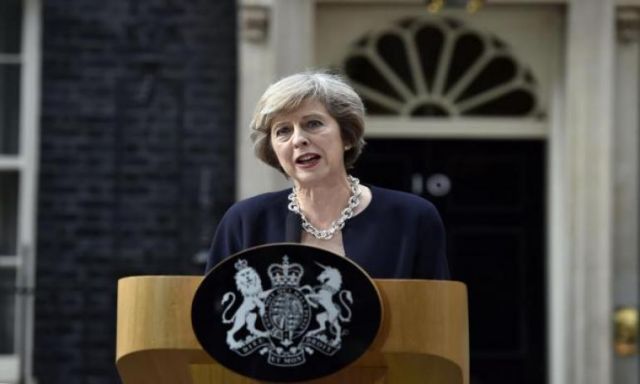 رئيسة الوزراء البريطانية تنتقد ”ترامب” بعد هجومه على عمدة لندن